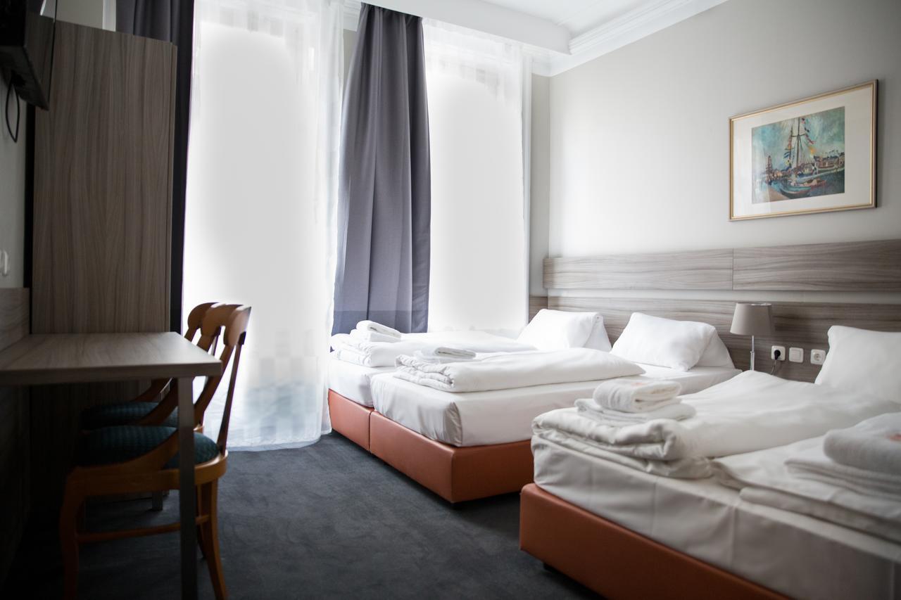 City Hotel - Heefa Ohg Hamburg Dış mekan fotoğraf